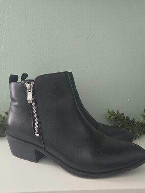 Kunsto Comfort Walk Black Leather Side-Zip Ankle Boots – Size US 8